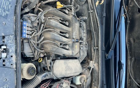 Renault Logan I, 2011 год, 300 000 рублей, 27 фотография