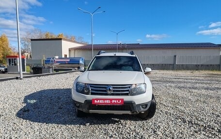 Renault Duster I рестайлинг, 2012 год, 800 000 рублей, 2 фотография