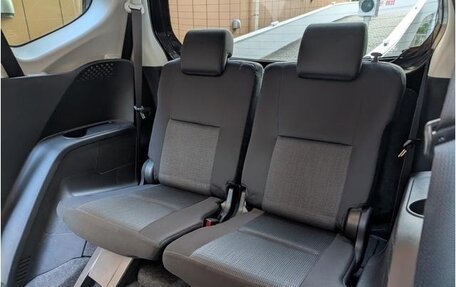 Toyota Sienta II, 2021 год, 1 043 000 рублей, 21 фотография
