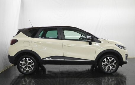 Renault Kaptur I рестайлинг, 2017 год, 1 126 000 рублей, 4 фотография