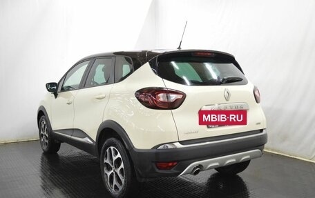 Renault Kaptur I рестайлинг, 2017 год, 1 126 000 рублей, 7 фотография
