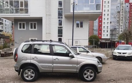 Chevrolet Niva I рестайлинг, 2016 год, 800 000 рублей, 2 фотография