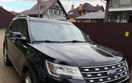 Ford Explorer VI, 2017 год, 2 970 000 рублей, 4 фотография