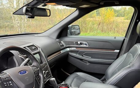 Ford Explorer VI, 2017 год, 2 970 000 рублей, 18 фотография