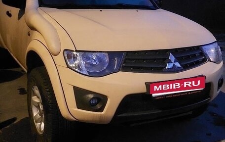Mitsubishi L200 IV рестайлинг, 2011 год, 1 300 000 рублей, 7 фотография