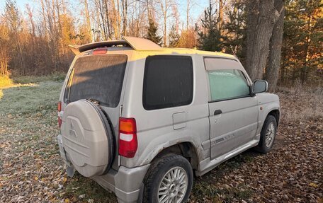 Mitsubishi Pajero Mini II, 2000 год, 410 000 рублей, 2 фотография