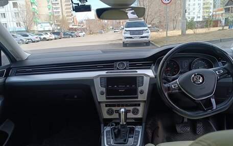 Volkswagen Passat B8 рестайлинг, 2015 год, 1 600 000 рублей, 6 фотография