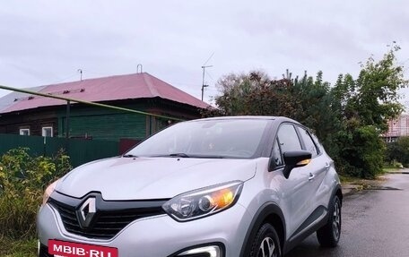 Renault Kaptur I рестайлинг, 2017 год, 1 300 000 рублей, 2 фотография