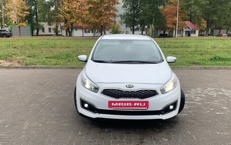 KIA cee'd III, 2018 год, 1 450 000 рублей, 2 фотография
