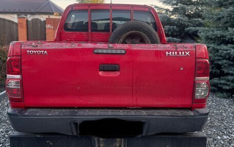 Toyota Hilux VII, 2012 год, 1 950 000 рублей, 2 фотография