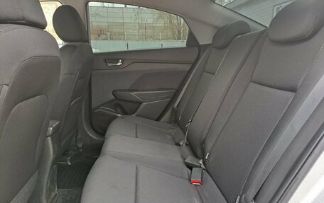 Hyundai Solaris II рестайлинг, 2017 год, 1 279 000 рублей, 15 фотография