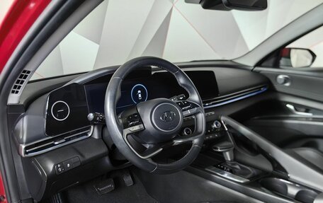 Hyundai Elantra, 2021 год, 1 993 000 рублей, 19 фотография