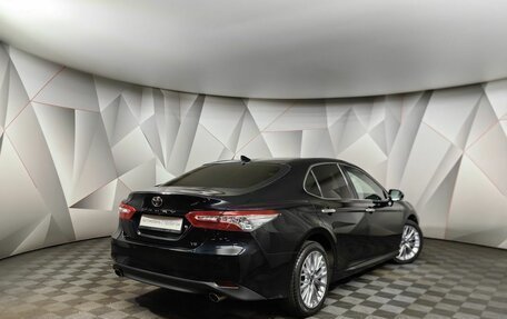 Toyota Camry, 2020 год, 3 193 000 рублей, 2 фотография