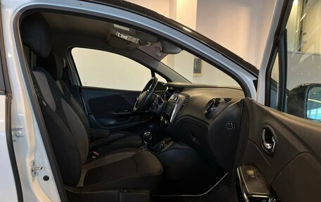 Renault Kaptur I рестайлинг, 2017 год, 1 490 000 рублей, 25 фотография