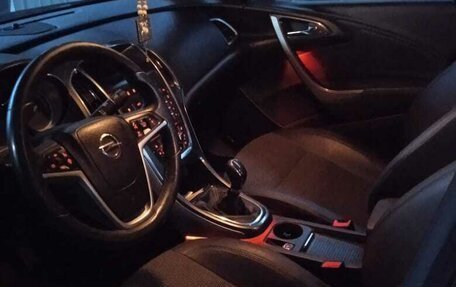 Opel Astra J, 2012 год, 925 000 рублей, 7 фотография