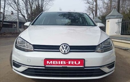 Volkswagen Golf VII, 2019 год, 1 600 000 рублей, 3 фотография