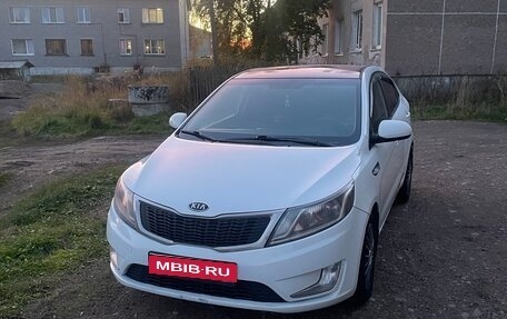 KIA Rio III рестайлинг, 2011 год, 630 000 рублей, 1 фотография