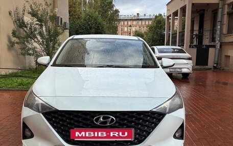 Hyundai Solaris II рестайлинг, 2020 год, 1 100 000 рублей, 8 фотография