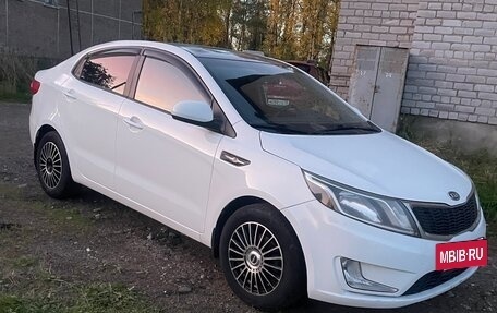 KIA Rio III рестайлинг, 2011 год, 630 000 рублей, 2 фотография