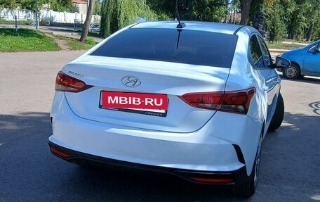 Hyundai Solaris II рестайлинг, 2021 год, 1 280 000 рублей, 3 фотография