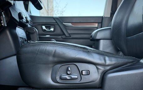 Mitsubishi Pajero IV, 2007 год, 1 520 000 рублей, 14 фотография