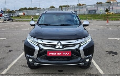 Mitsubishi Pajero Sport III рестайлинг, 2019 год, 3 500 000 рублей, 1 фотография