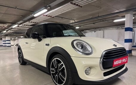 MINI Hatch, 2017 год, 1 650 000 рублей, 1 фотография