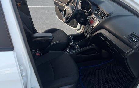 KIA Rio III рестайлинг, 2017 год, 849 000 рублей, 13 фотография