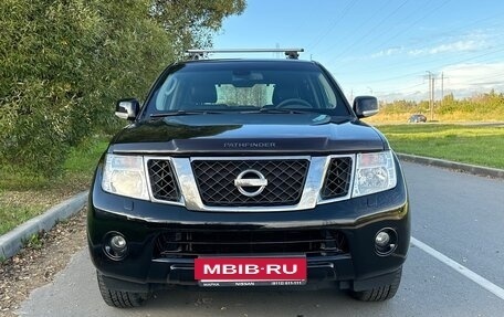 Nissan Pathfinder, 2011 год, 1 725 000 рублей, 10 фотография