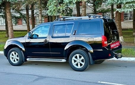 Nissan Pathfinder, 2011 год, 1 725 000 рублей, 32 фотография