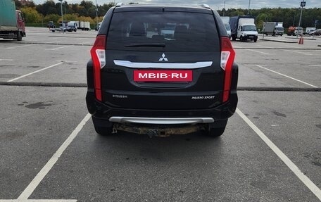 Mitsubishi Pajero Sport III рестайлинг, 2019 год, 3 500 000 рублей, 4 фотография