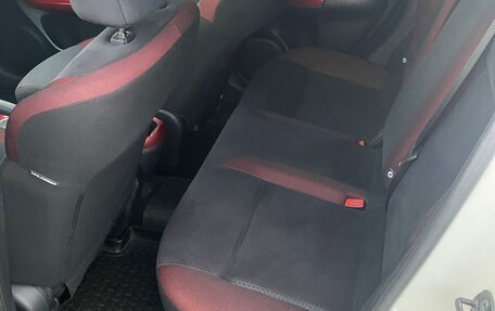 Nissan Juke II, 2013 год, 970 000 рублей, 16 фотография