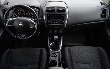 Mitsubishi ASX I рестайлинг, 2013 год, 975 000 рублей, 13 фотография