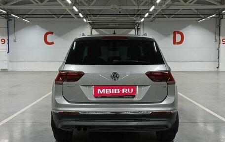 Volkswagen Tiguan II, 2017 год, 2 050 000 рублей, 7 фотография