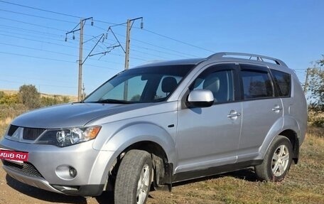 Mitsubishi Outlander III рестайлинг 3, 2007 год, 850 000 рублей, 2 фотография