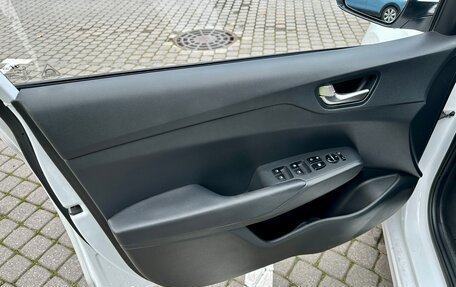 Hyundai Solaris II рестайлинг, 2021 год, 1 320 000 рублей, 9 фотография