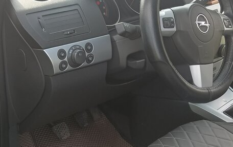 Opel Astra H, 2011 год, 670 000 рублей, 14 фотография