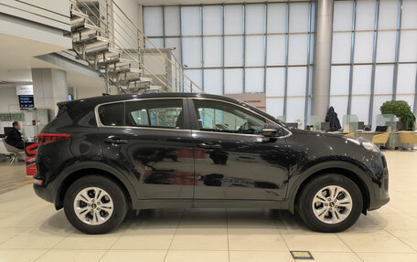 KIA Sportage IV рестайлинг, 2017 год, 2 050 000 рублей, 5 фотография