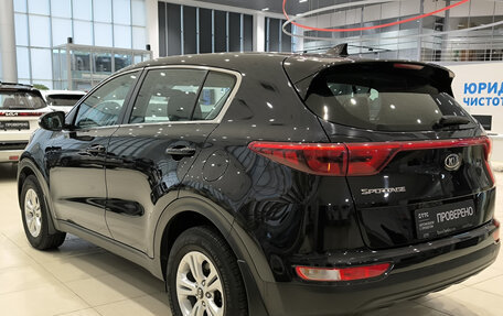 KIA Sportage IV рестайлинг, 2017 год, 2 050 000 рублей, 8 фотография