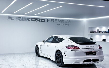 Porsche Panamera II рестайлинг, 2009 год, 2 600 000 рублей, 27 фотография