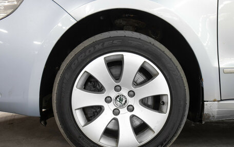 Skoda Superb III рестайлинг, 2010 год, 749 000 рублей, 25 фотография