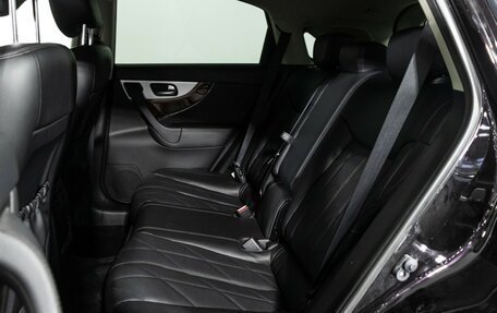 Infiniti QX70, 2015 год, 2 337 900 рублей, 10 фотография