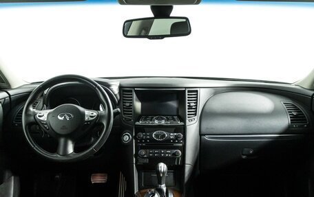 Infiniti QX70, 2015 год, 2 337 900 рублей, 13 фотография