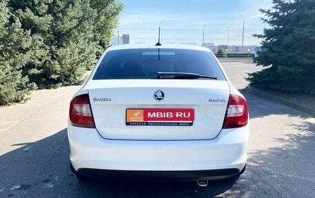 Skoda Rapid I, 2018 год, 1 270 000 рублей, 4 фотография