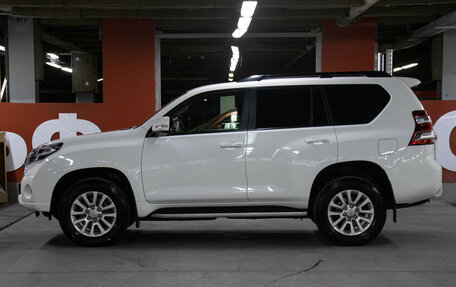 Toyota Land Cruiser Prado 150 рестайлинг 2, 2015 год, 4 298 000 рублей, 8 фотография