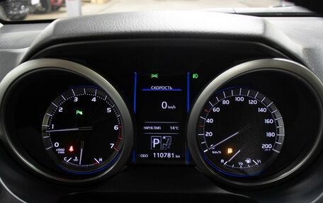 Toyota Land Cruiser Prado 150 рестайлинг 2, 2015 год, 4 298 000 рублей, 13 фотография