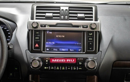 Toyota Land Cruiser Prado 150 рестайлинг 2, 2015 год, 4 298 000 рублей, 14 фотография