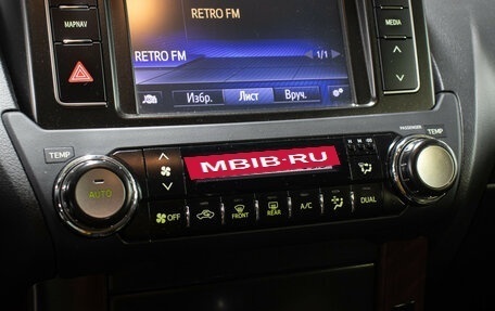 Toyota Land Cruiser Prado 150 рестайлинг 2, 2015 год, 4 298 000 рублей, 18 фотография