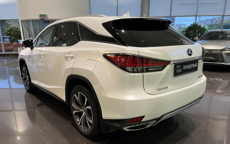 Lexus RX IV рестайлинг, 2021 год, 5 928 000 рублей, 8 фотография