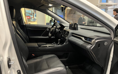 Lexus RX IV рестайлинг, 2021 год, 5 928 000 рублей, 13 фотография